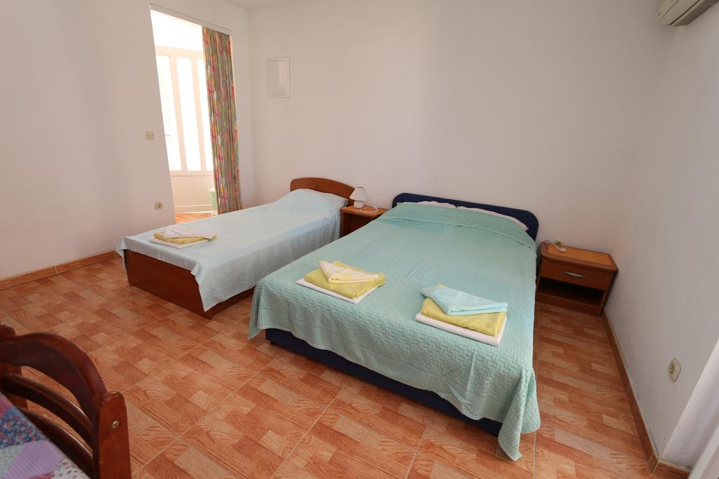 Apartments Antoneta Makarska Extérieur photo