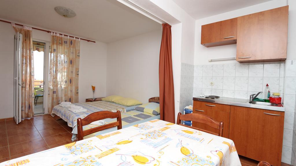 Apartments Antoneta Makarska Extérieur photo