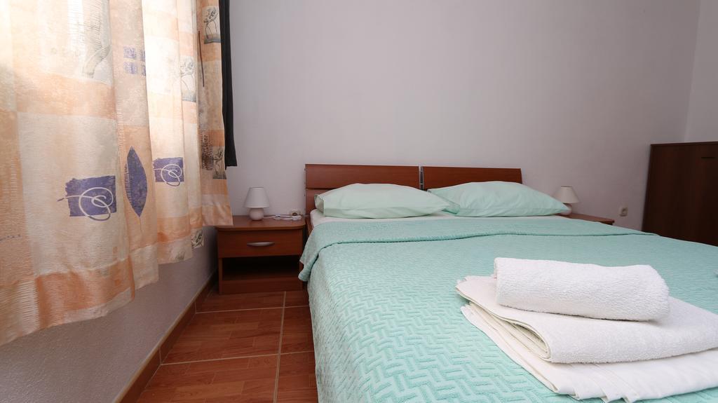 Apartments Antoneta Makarska Extérieur photo
