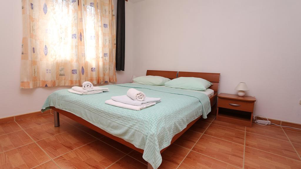 Apartments Antoneta Makarska Extérieur photo