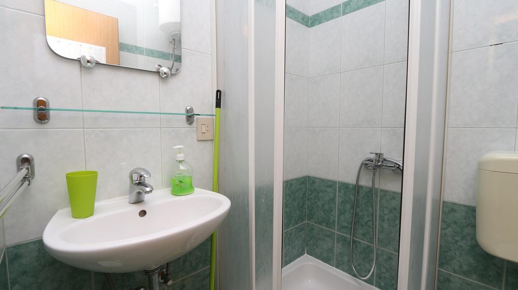 Apartments Antoneta Makarska Extérieur photo