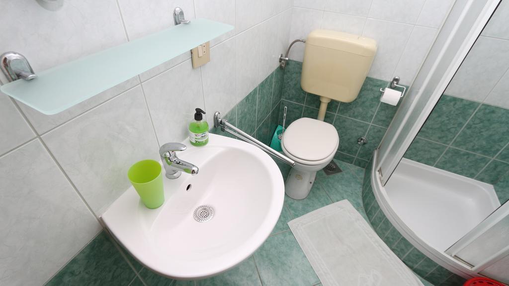 Apartments Antoneta Makarska Extérieur photo