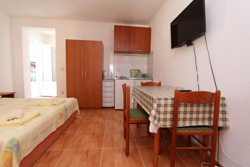 Apartments Antoneta Makarska Extérieur photo