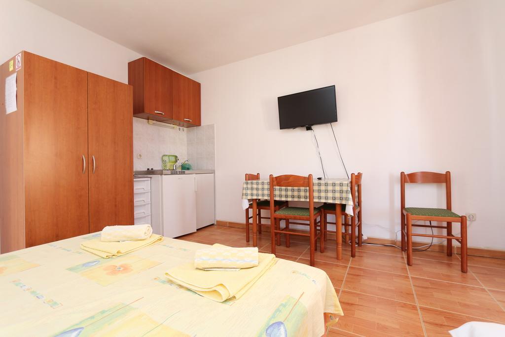 Apartments Antoneta Makarska Extérieur photo